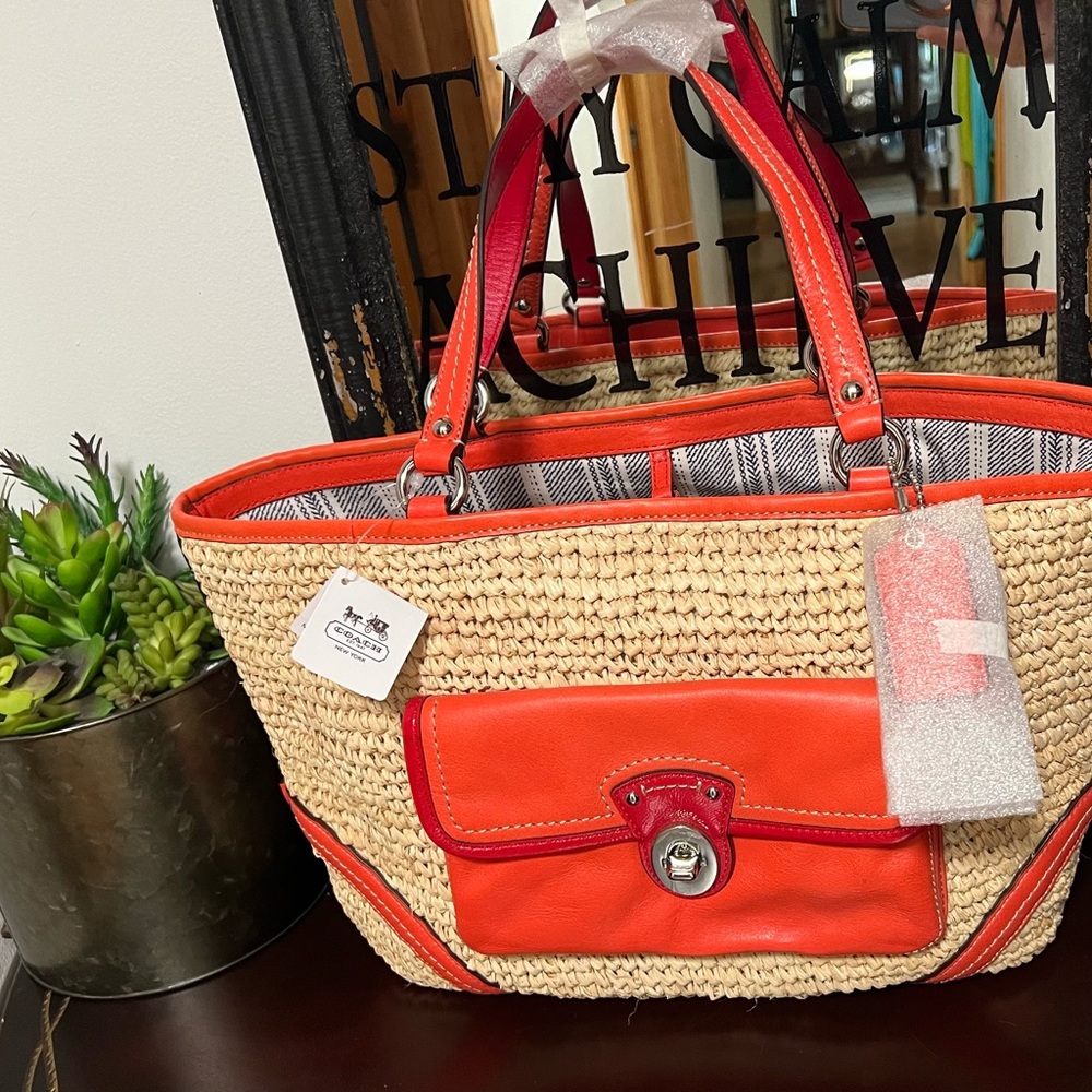 NWT- Coach Leather & Straw Color Tote